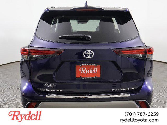 used 2024 Toyota Highlander car, priced at $52,999