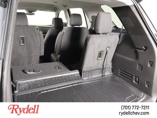 used 2021 Chevrolet Traverse car, priced at $27,999