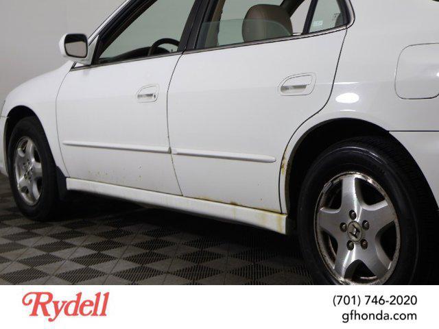 used 2000 Honda Accord car, priced at $3,990