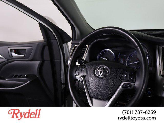 used 2019 Toyota Highlander car, priced at $24,990