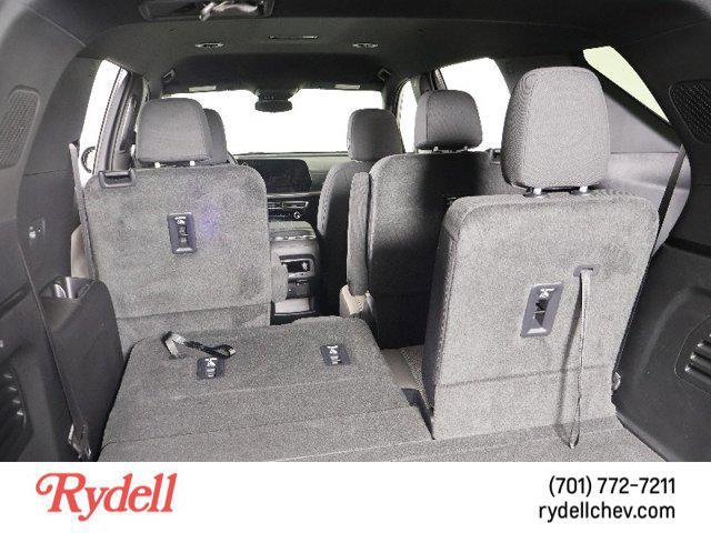 used 2024 Chevrolet Traverse car, priced at $39,999