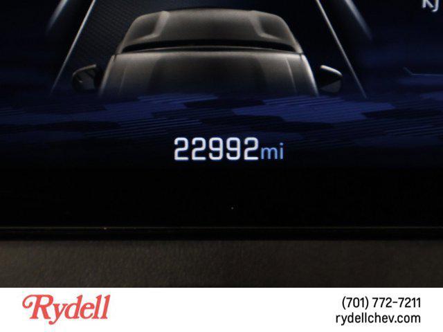 used 2025 Chevrolet Traverse car, priced at $39,999