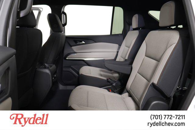 new 2025 Chevrolet Traverse car, priced at $43,814