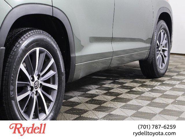 used 2017 Toyota Highlander car, priced at $19,999