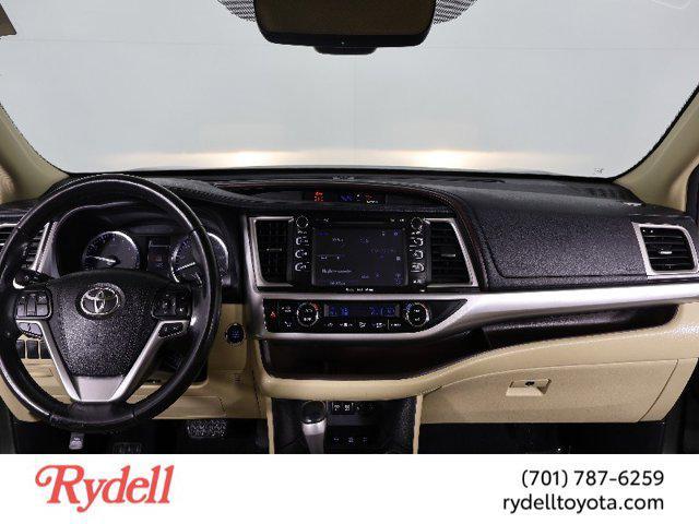 used 2017 Toyota Highlander car, priced at $19,999