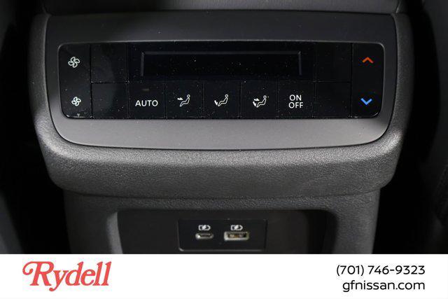 new 2025 Nissan Pathfinder car, priced at $39,989