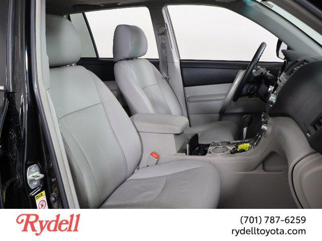 used 2011 Toyota Highlander car, priced at $13,499