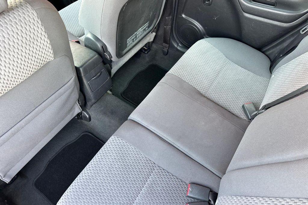 used 2007 Toyota Matrix car, priced at $7,200