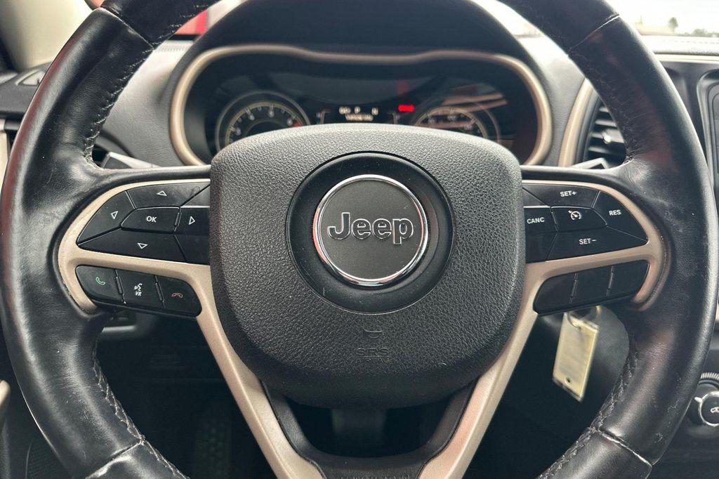 used 2018 Jeep Cherokee car, priced at $13,700