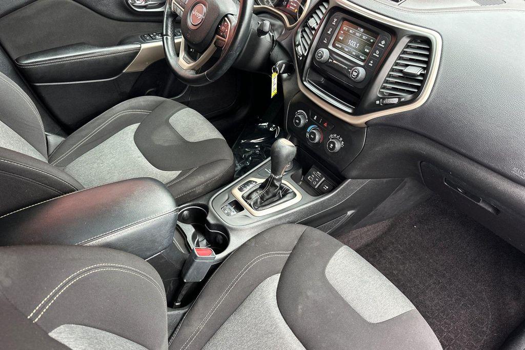 used 2018 Jeep Cherokee car, priced at $13,700