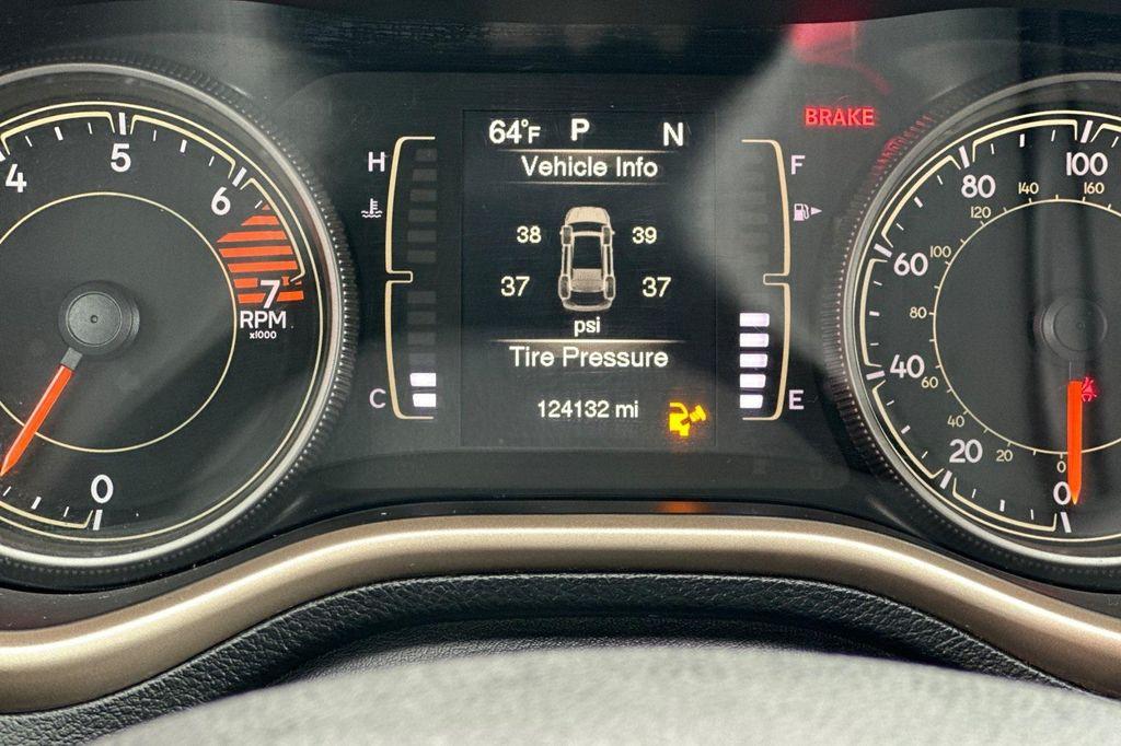 used 2018 Jeep Cherokee car, priced at $13,700