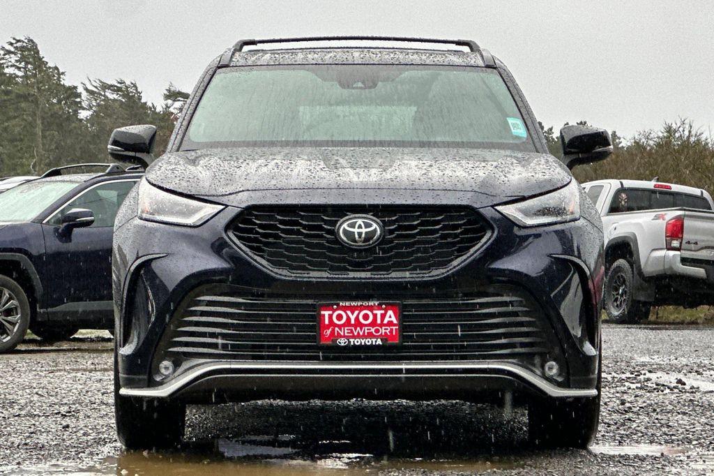 new 2026 Toyota Highlander car, priced at $50,553