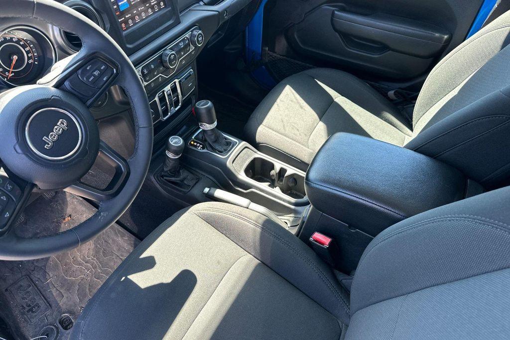 used 2023 Jeep Gladiator car, priced at $35,000