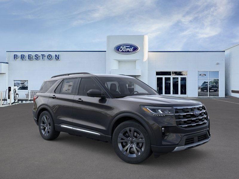 new 2025 Ford Explorer car, priced at $48,705