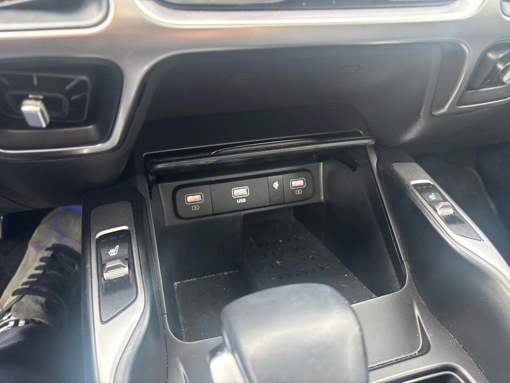 used 2023 Kia Sorento car, priced at $32,500