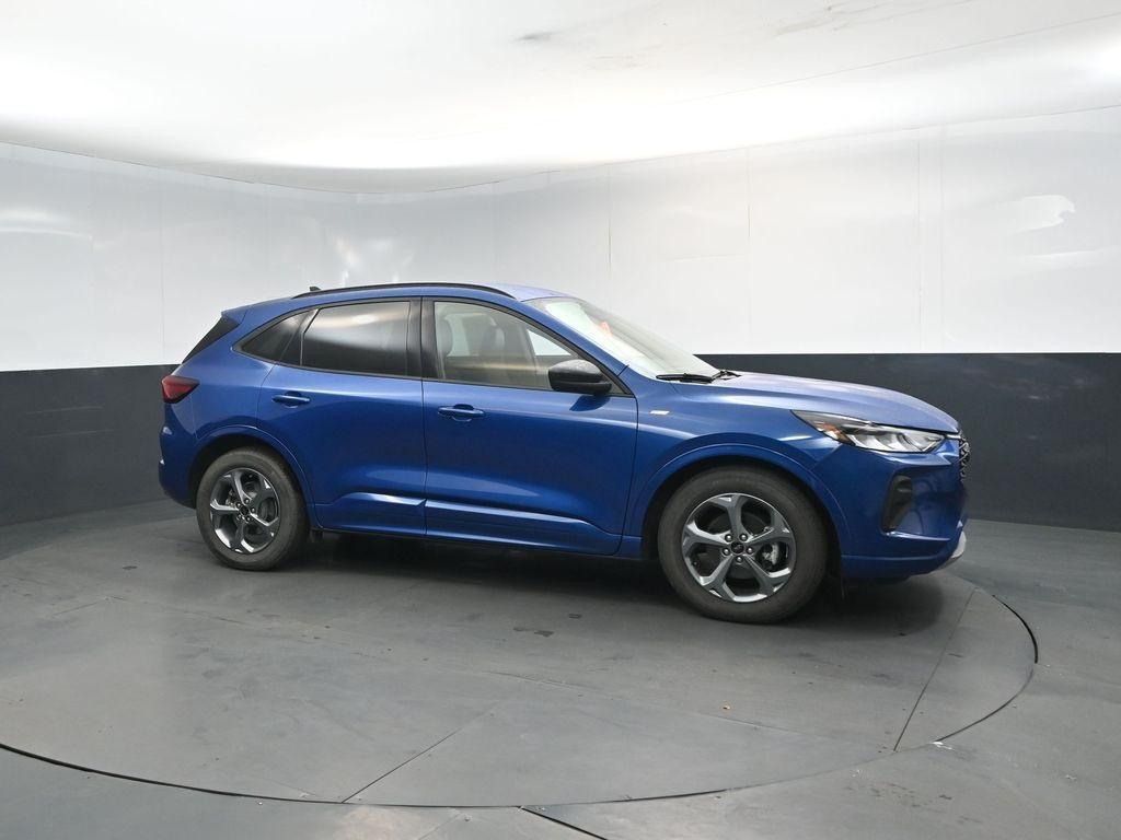used 2023 Ford Escape car, priced at $23,000