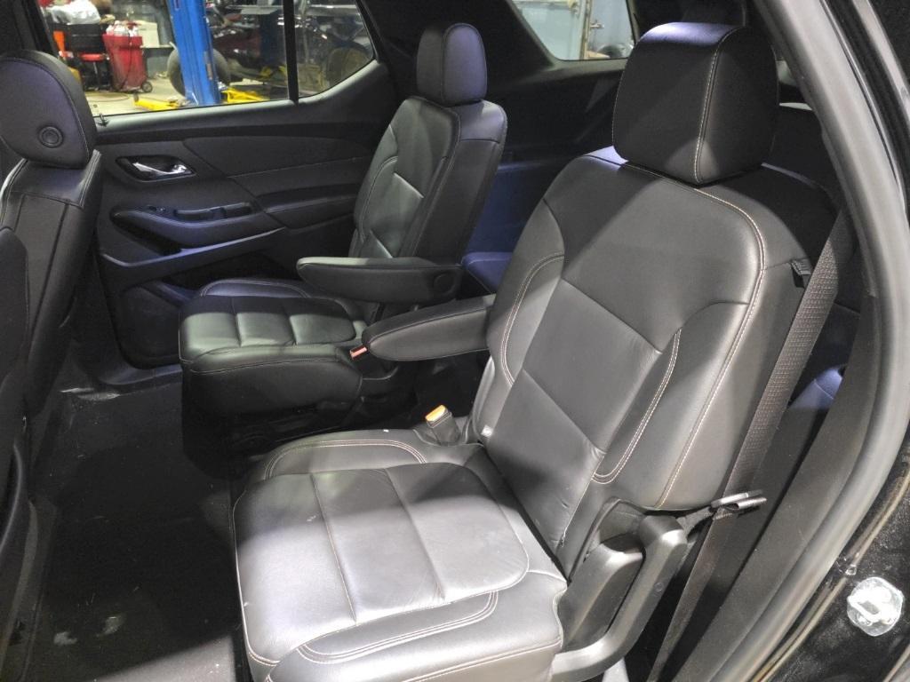 used 2022 Chevrolet Traverse car, priced at $30,428