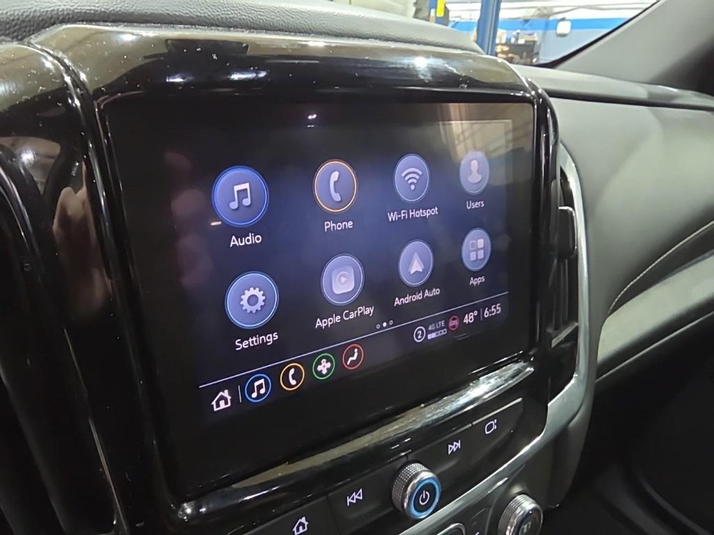 used 2022 Chevrolet Traverse car, priced at $30,428