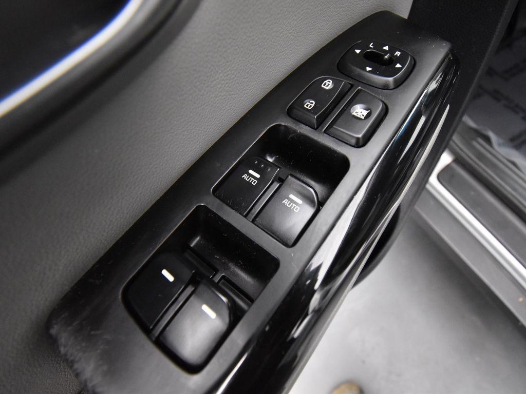 used 2014 Kia Soul car, priced at $9,200