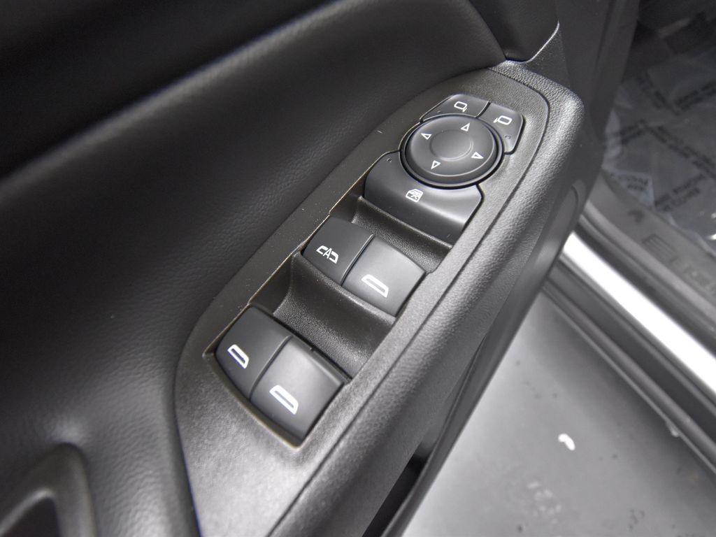 used 2023 Chevrolet Equinox car, priced at $20,320