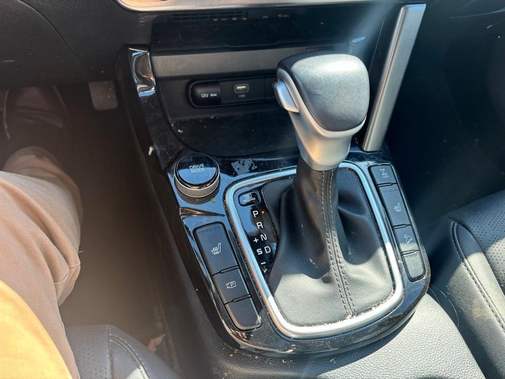 used 2024 Kia Seltos car, priced at $25,900