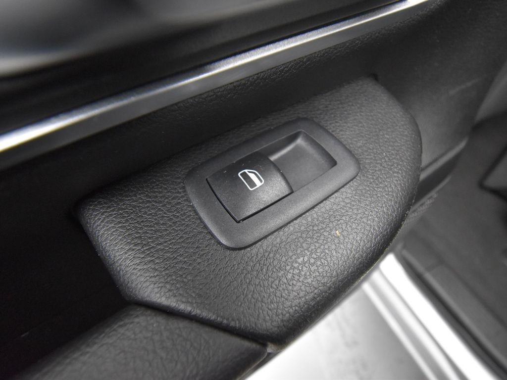 used 2022 Ram 1500 car, priced at $35,574