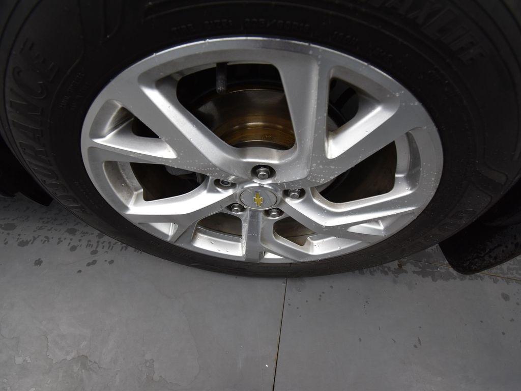 used 2019 Chevrolet Equinox car, priced at $17,627