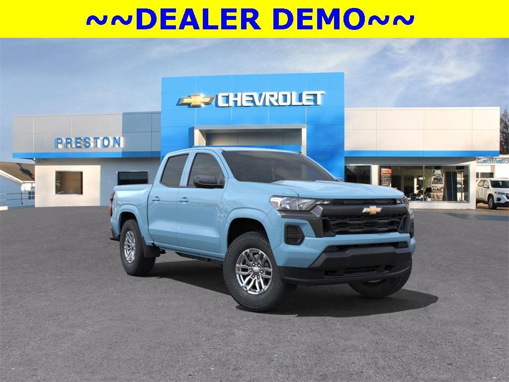 new 2025 Chevrolet Colorado car, priced at $40,495
