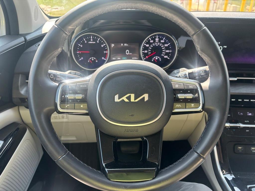 used 2024 Kia Carnival car, priced at $40,000