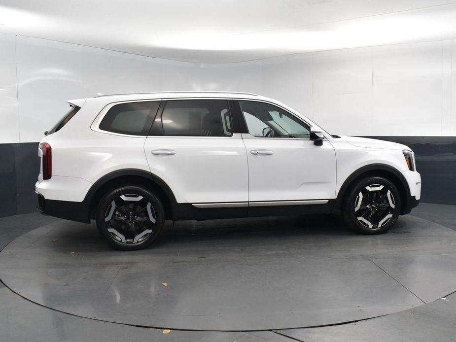 used 2023 Kia Telluride car, priced at $34,000