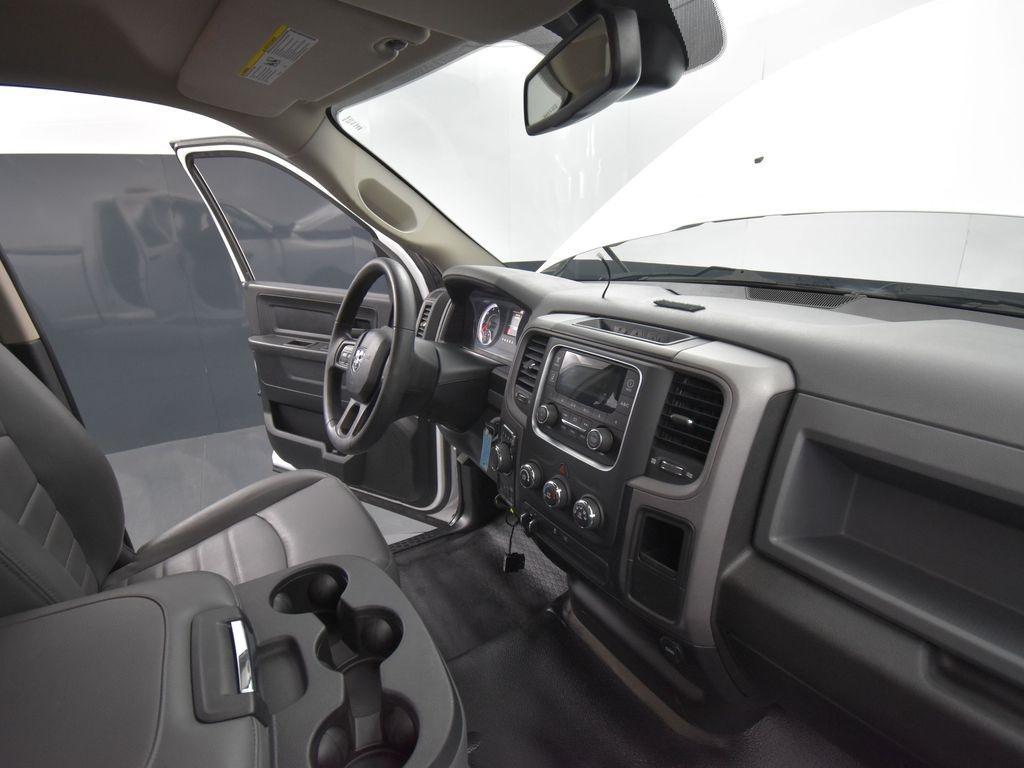 used 2020 Ram 1500 Classic car, priced at $28,600