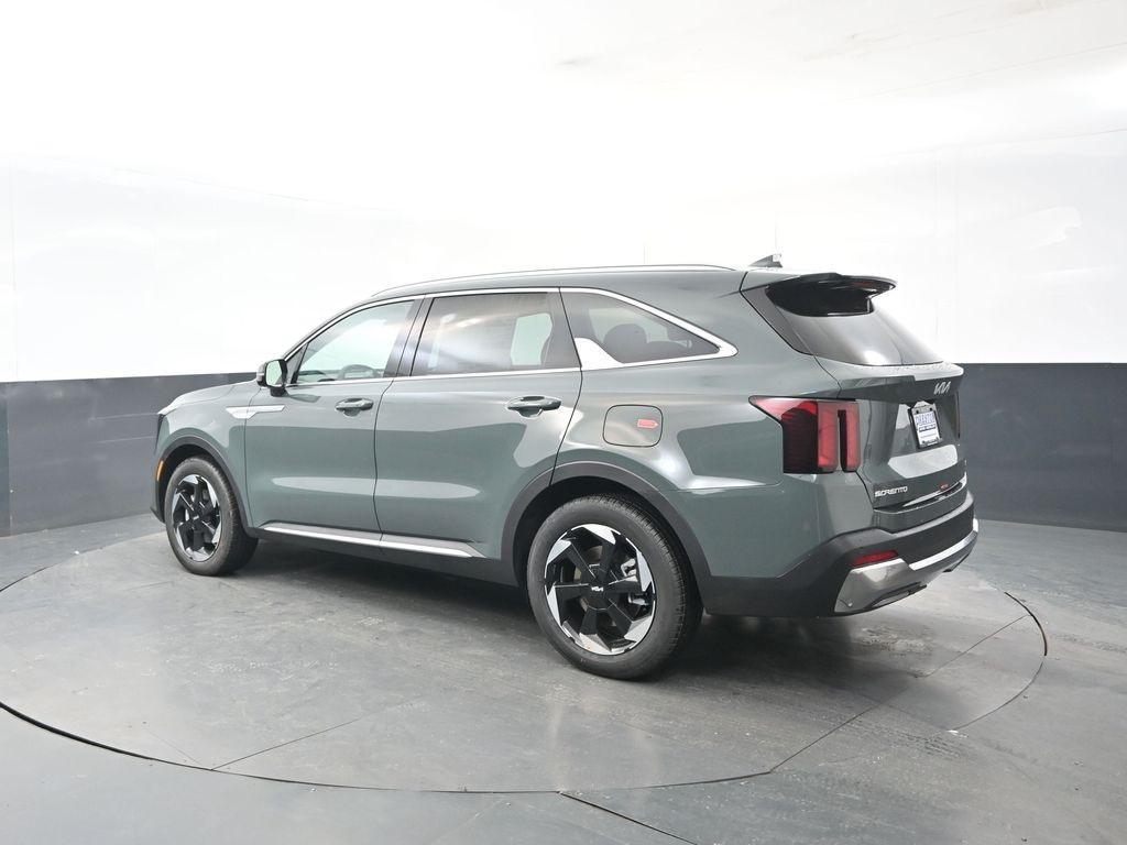 new 2026 Kia Sorento Hybrid car, priced at $39,900