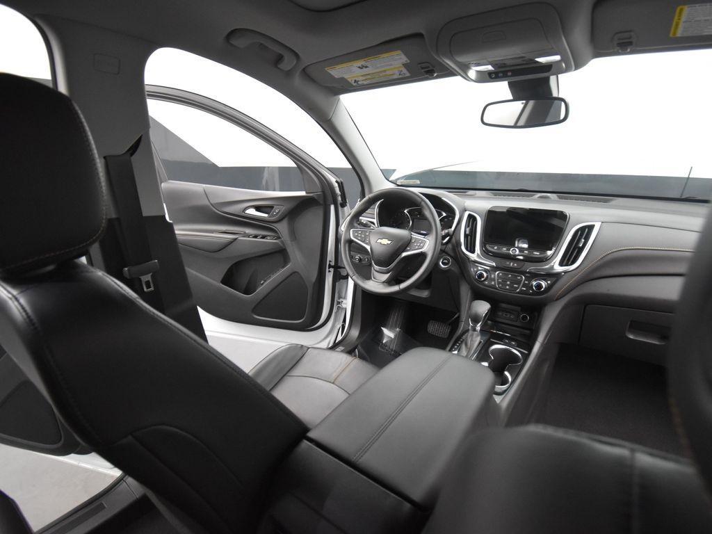 used 2022 Chevrolet Equinox car, priced at $25,000