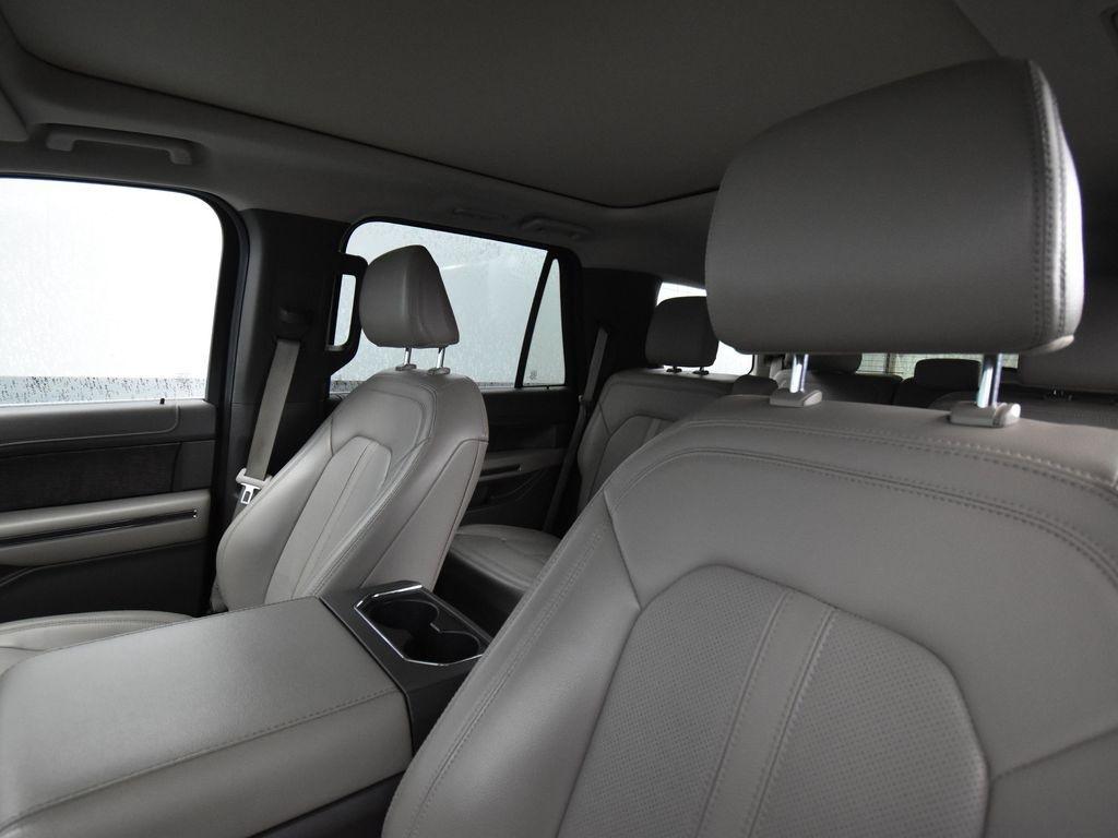 used 2021 Ford Expedition car, priced at $48,500