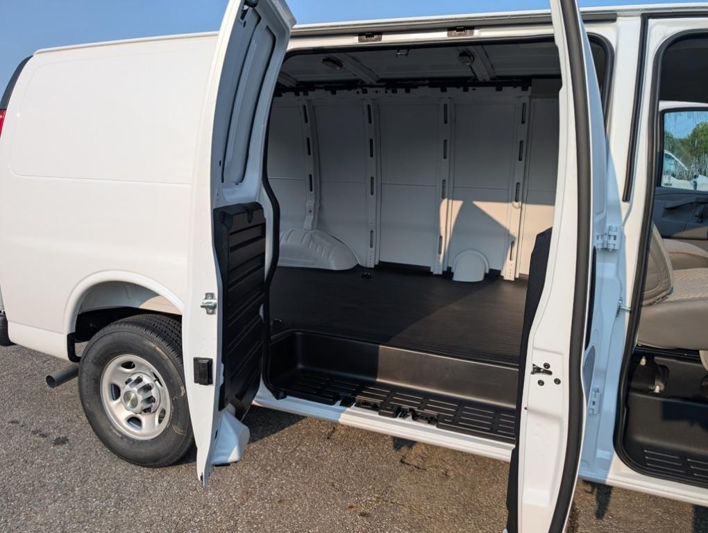 new 2025 Chevrolet Express 2500 car, priced at $46,695