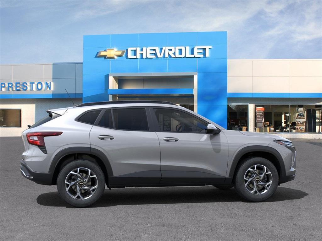 new 2025 Chevrolet Trax car, priced at $24,985