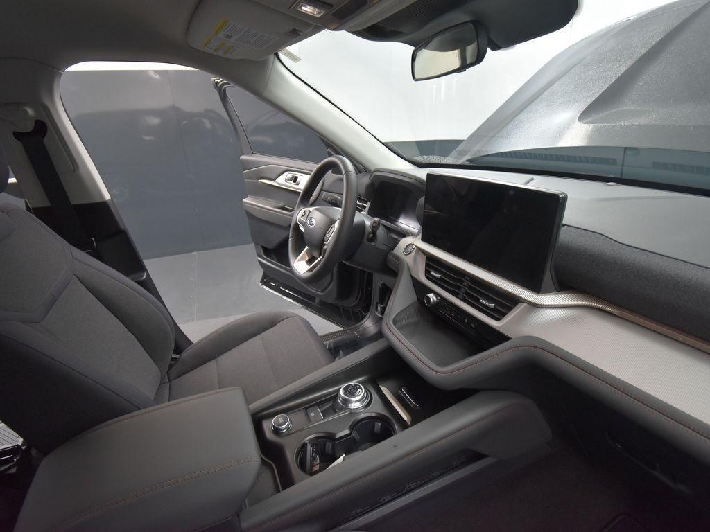 used 2025 Ford Explorer car, priced at $40,985
