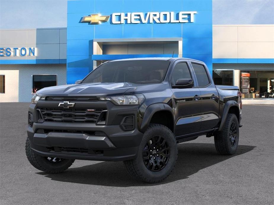 new 2024 Chevrolet Colorado car, priced at $43,240