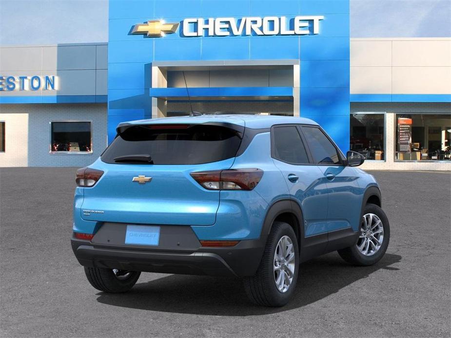 new 2025 Chevrolet TrailBlazer car, priced at $27,680