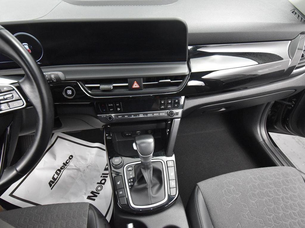 used 2024 Kia Seltos car, priced at $21,896