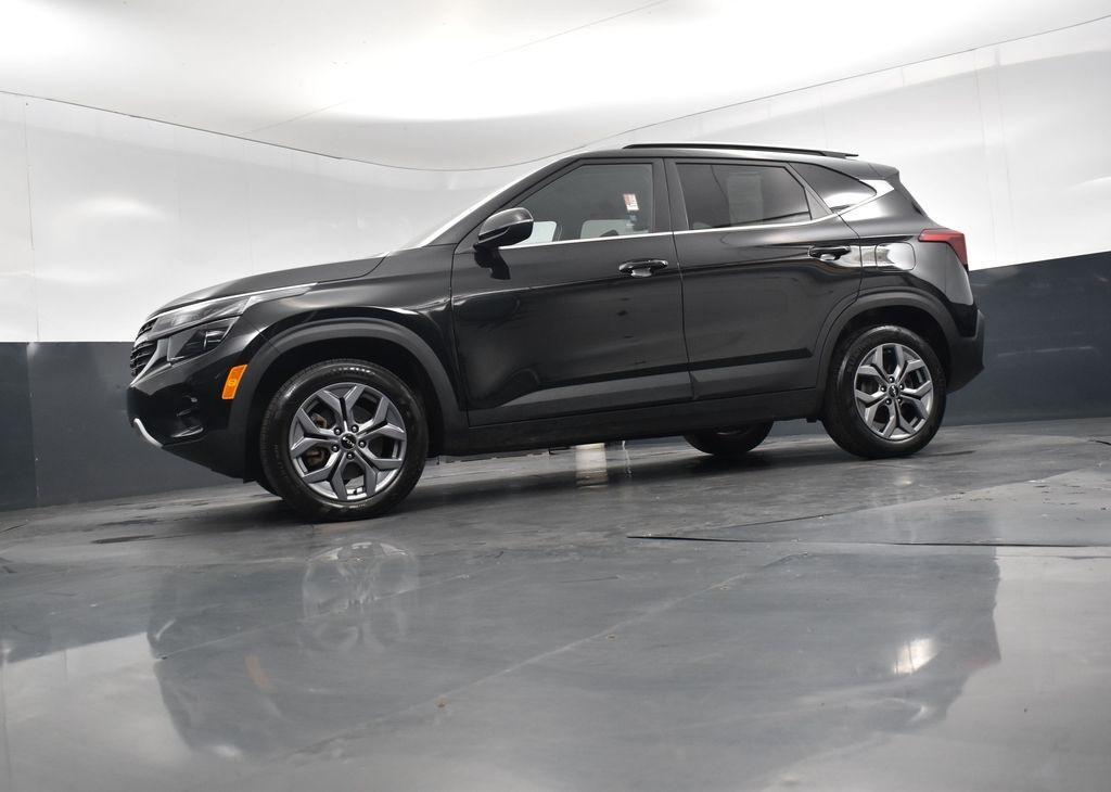 used 2024 Kia Seltos car, priced at $21,896