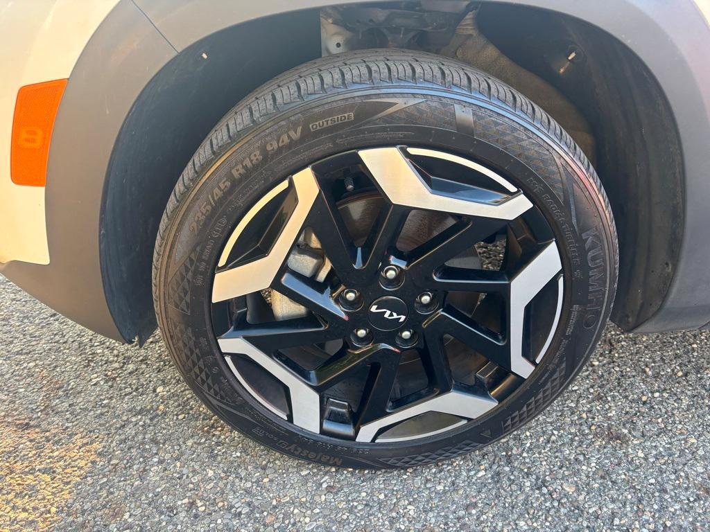 used 2024 Kia Seltos car, priced at $26,500
