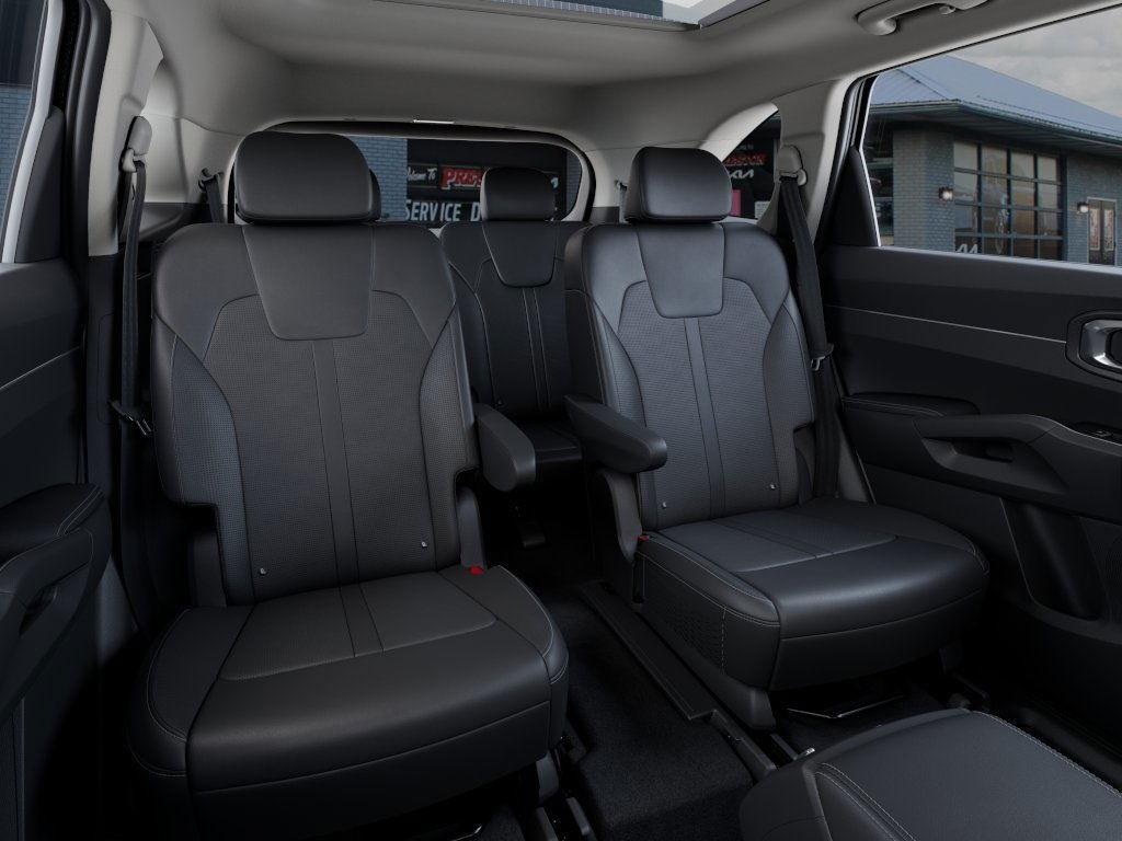 new 2025 Kia Sorento Hybrid car, priced at $40,430