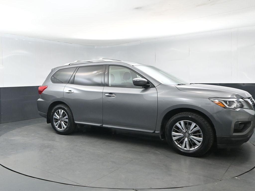 used 2020 Nissan Pathfinder car, priced at $16,306