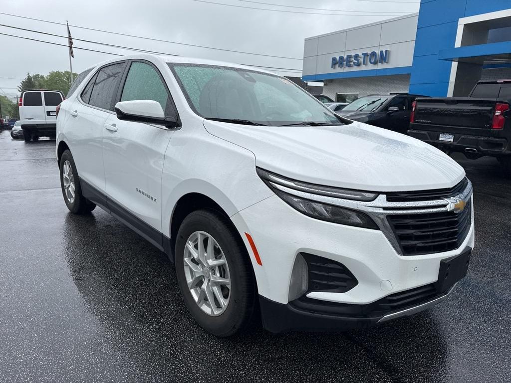 used 2023 Chevrolet Equinox car, priced at $26,000
