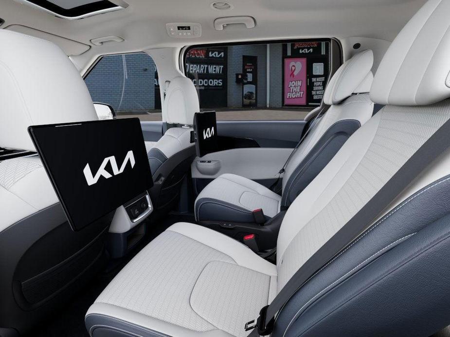 new 2025 Kia Carnival Hybrid car, priced at $56,900