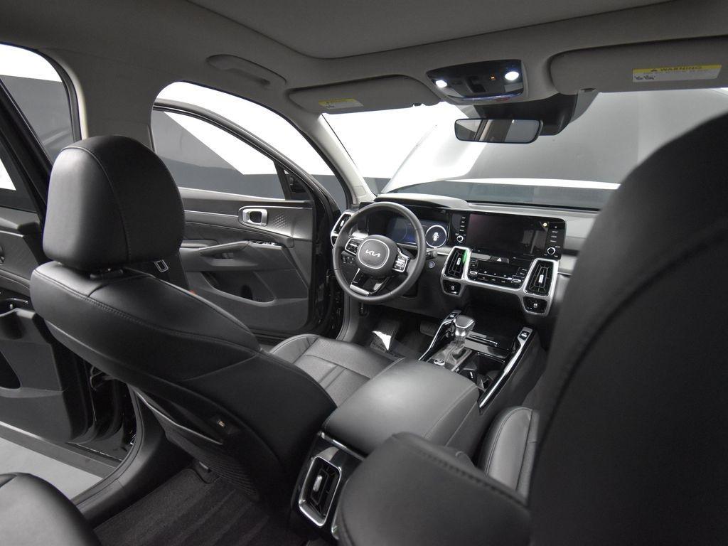 used 2023 Kia Sorento car, priced at $32,500