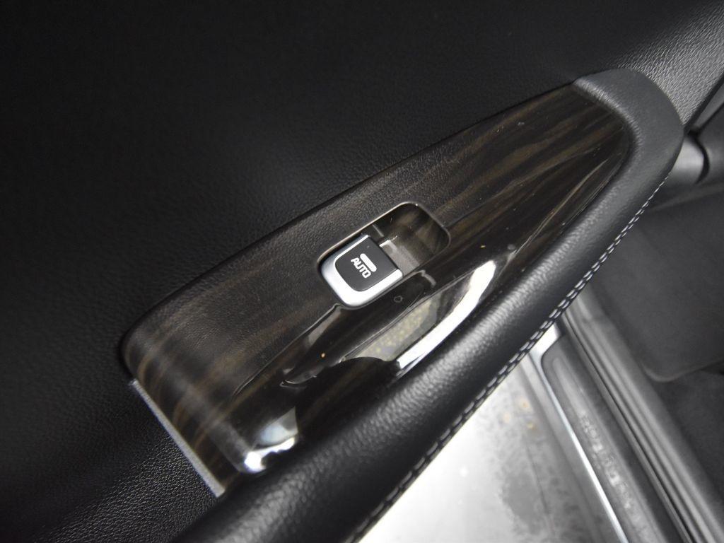 used 2020 Kia Sorento car, priced at $13,841