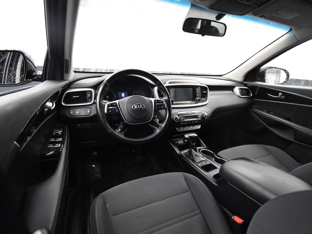 used 2020 Kia Sorento car, priced at $13,841