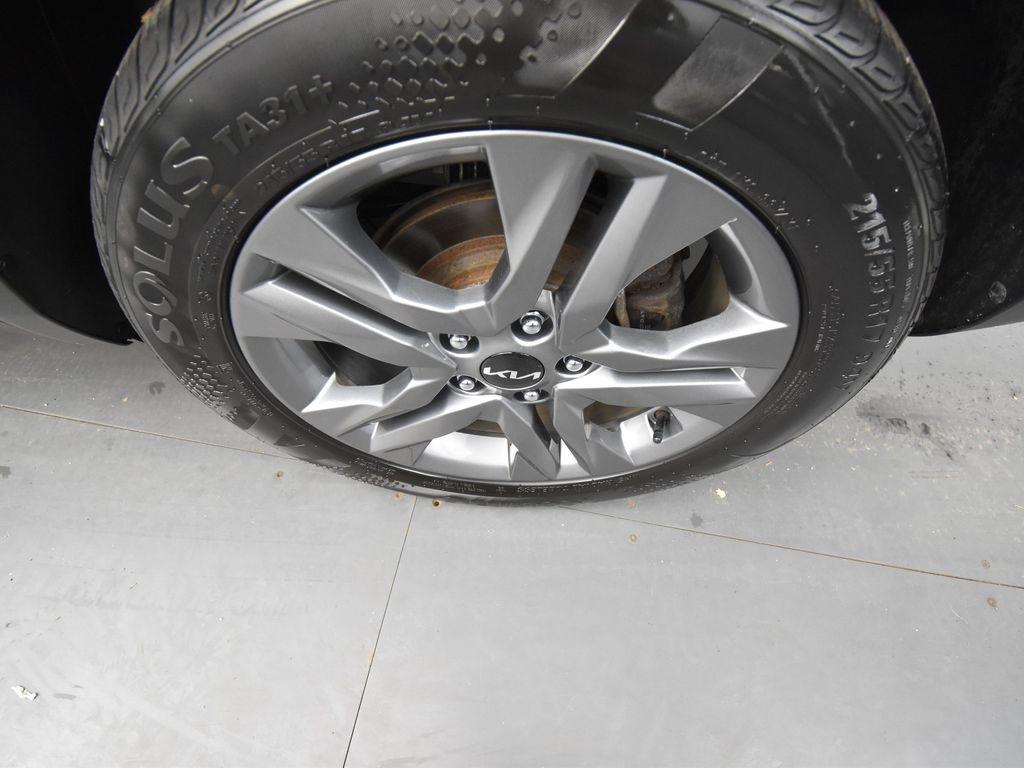 used 2023 Kia Seltos car, priced at $21,284